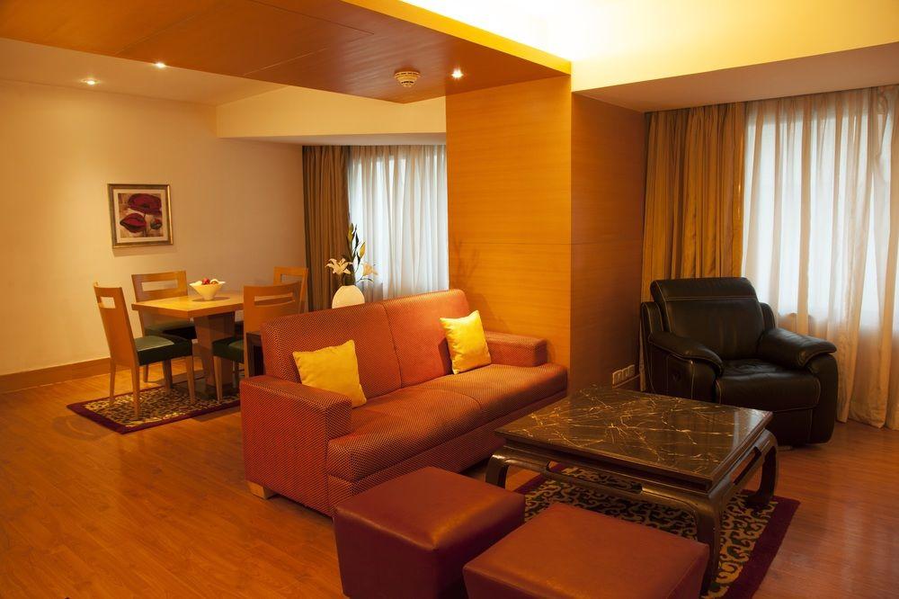 Courtyard By Marriott Chennai Ξενοδοχείο Εξωτερικό φωτογραφία