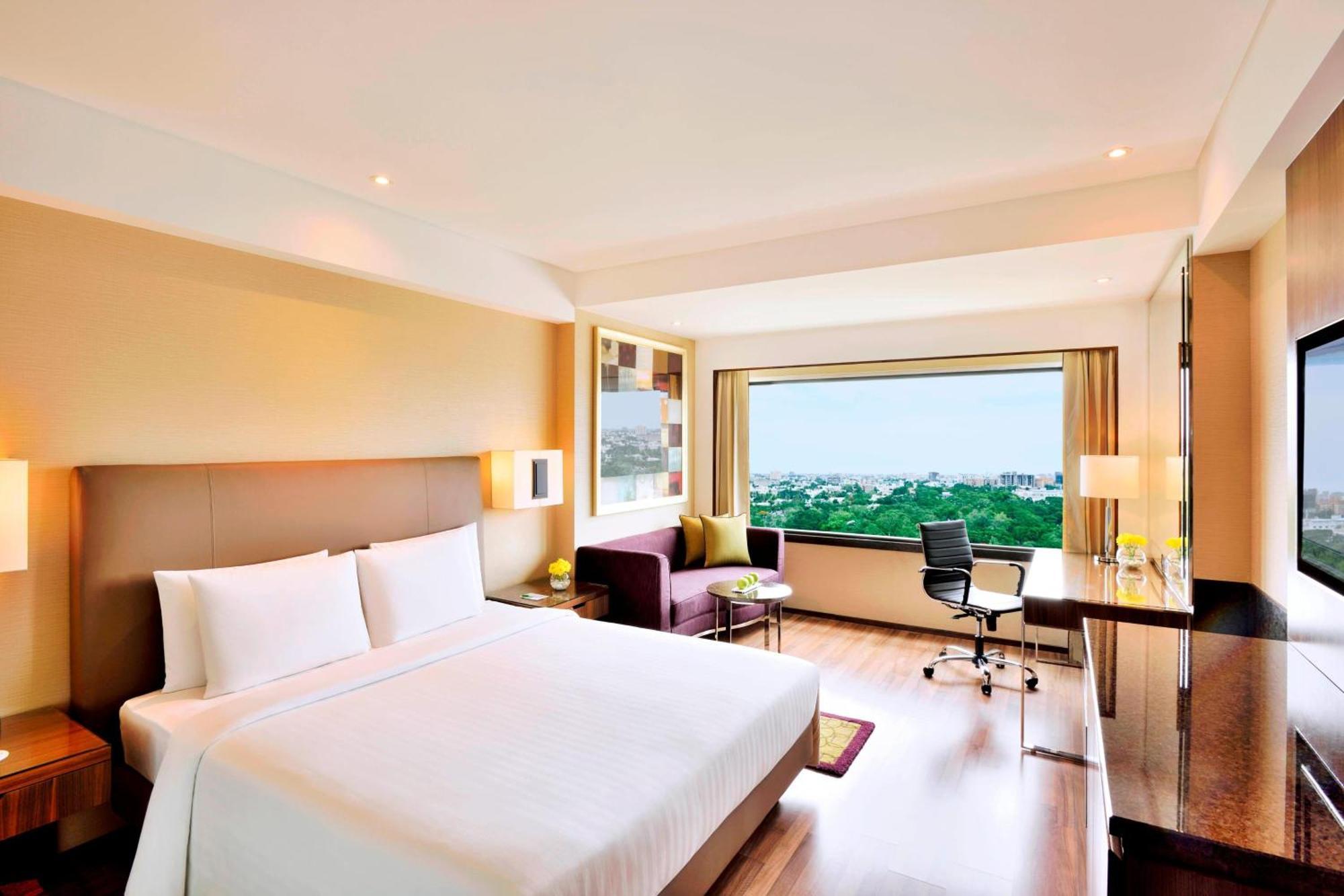 Courtyard By Marriott Chennai Ξενοδοχείο Εξωτερικό φωτογραφία