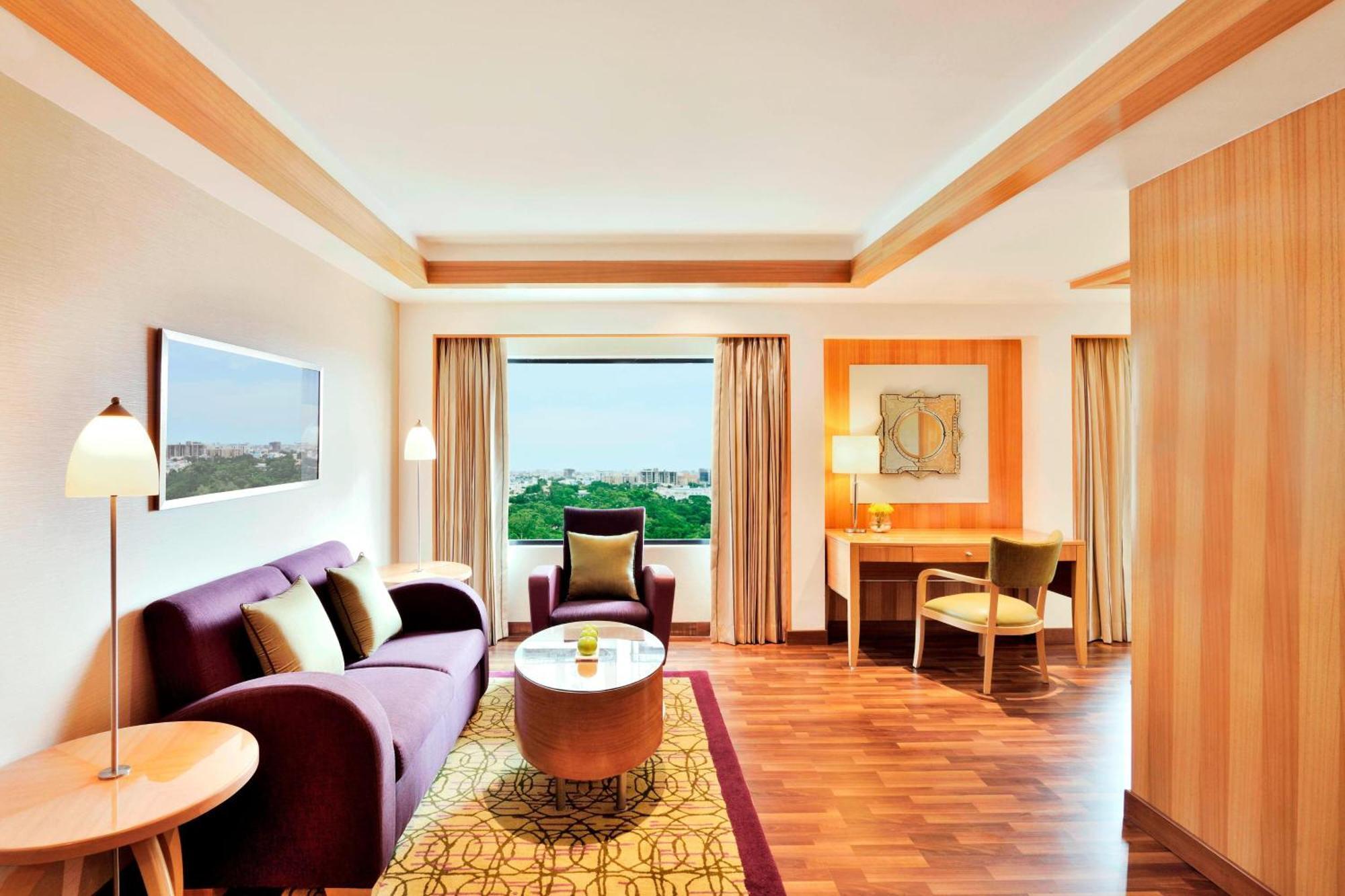 Courtyard By Marriott Chennai Ξενοδοχείο Εξωτερικό φωτογραφία